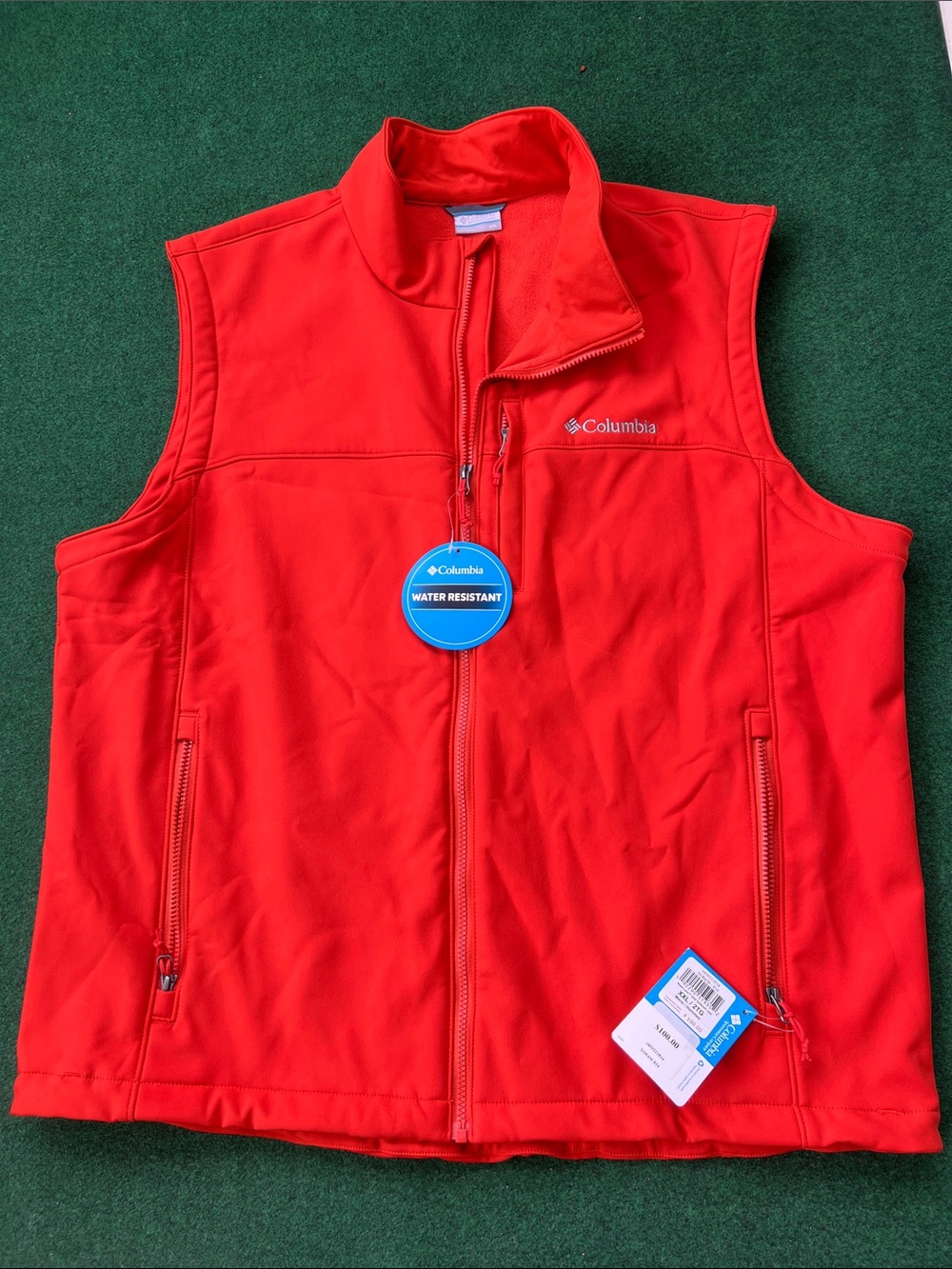 Columbia Red Sleeveless Water-Resistant Softshell Vest